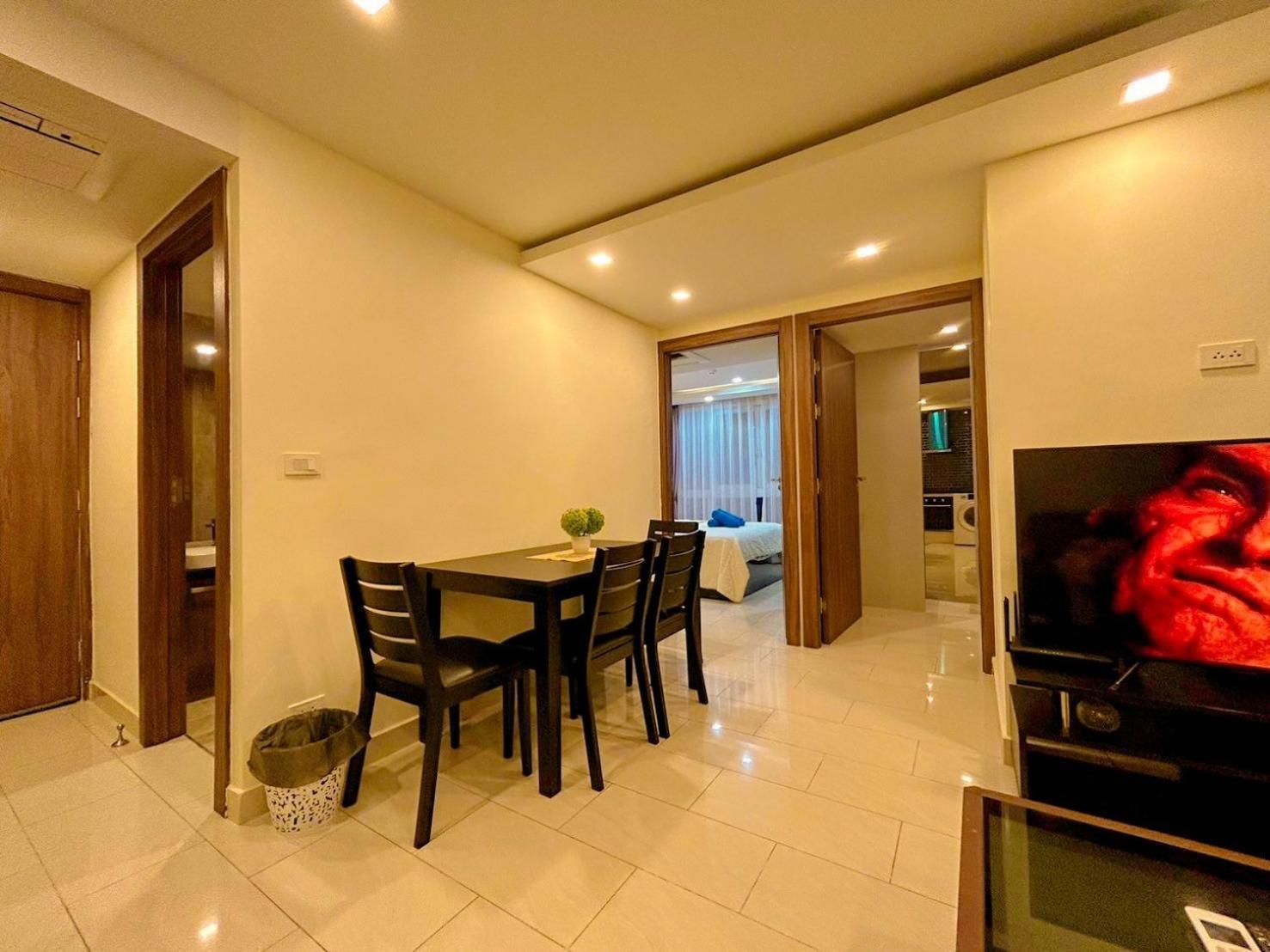 Grand Avenue Residence Condominium Pattaya Buitenkant foto
