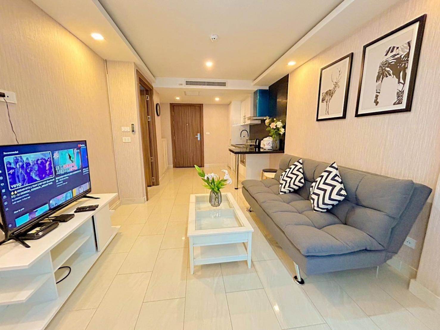 Grand Avenue Residence Condominium Pattaya Buitenkant foto