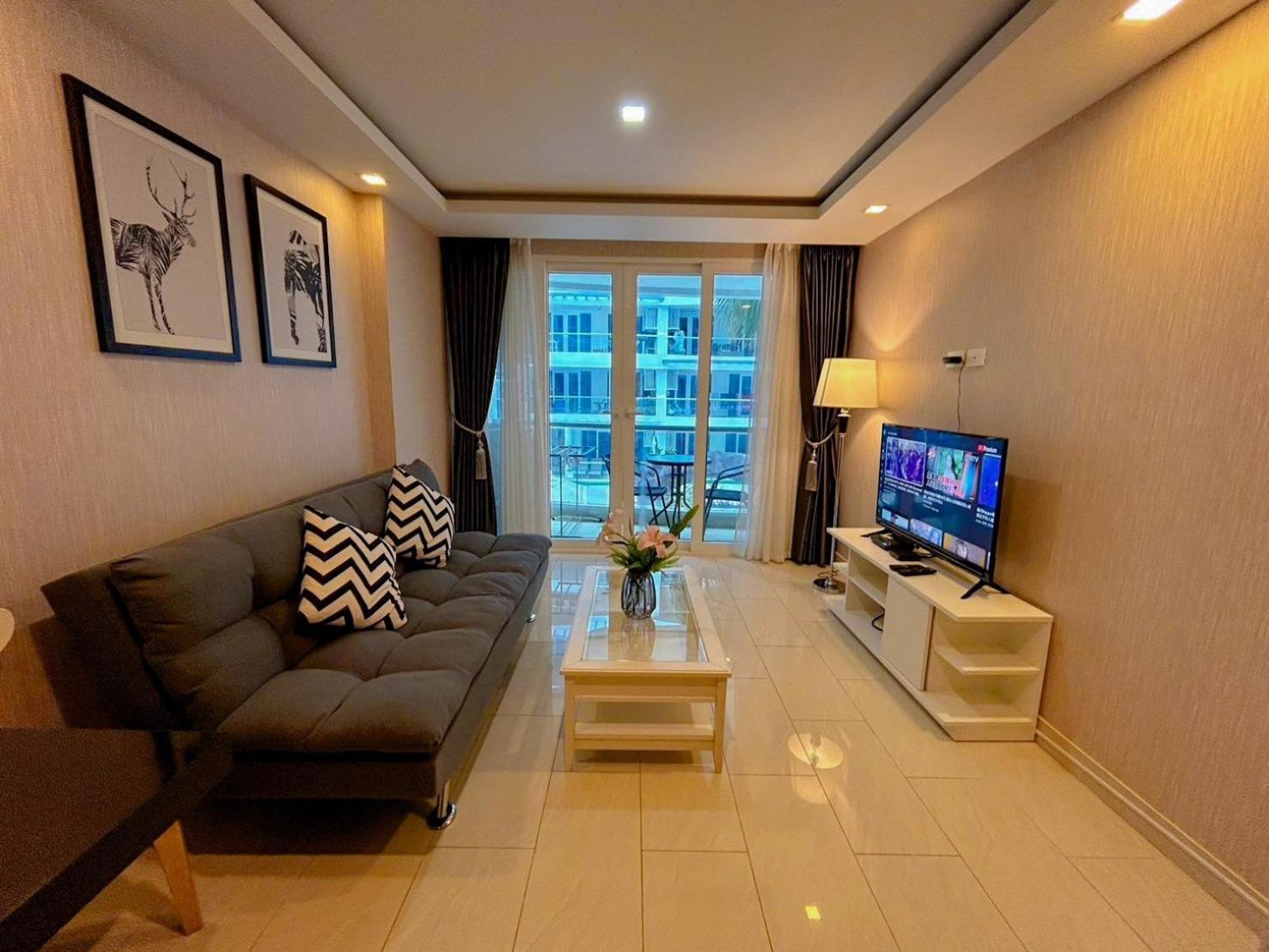 Grand Avenue Residence Condominium Pattaya Buitenkant foto