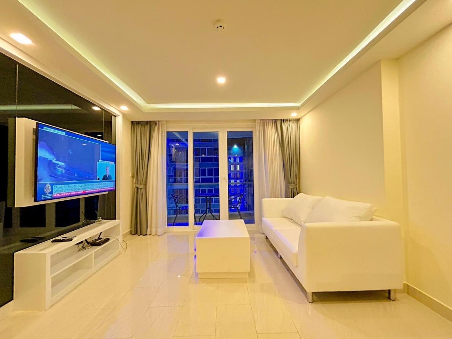 Grand Avenue Residence Condominium Pattaya Buitenkant foto