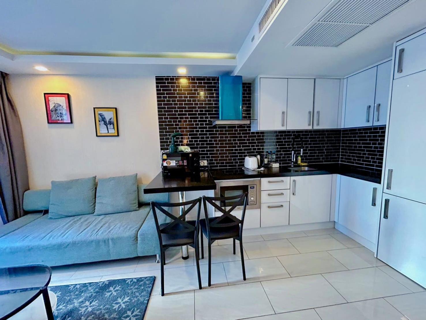Grand Avenue Residence Condominium Pattaya Buitenkant foto